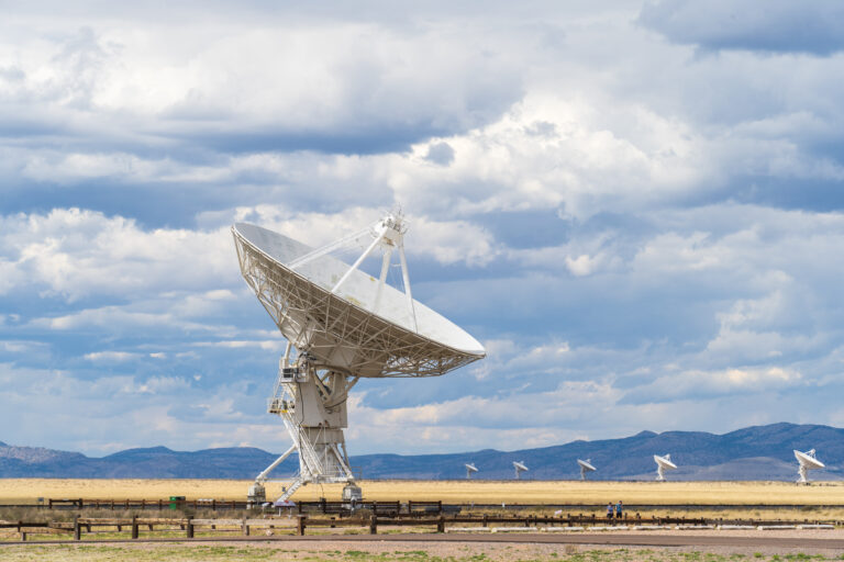 Selecting The Right Gear For Antenna Positioners